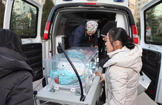 凤山县妇婴监护型护送